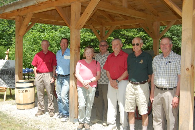 The crew from BurgessWood.